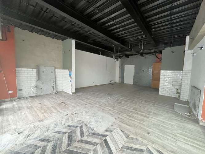 Local Comercial Alquiler Piantini de 57.39m2 – Primer Nivel - Imagen 2