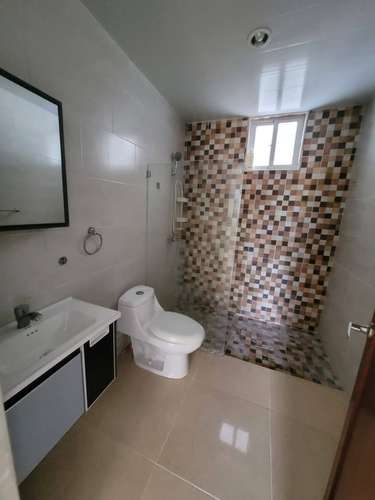 Amplio apartamento de 3 habitaciones en El Condado - Imagen 8