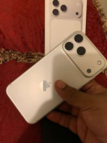  iPhone 17 Pro Max 256GB - Como Nuevo - Factory Unlocked   Estado: 10/10 - Todo en excelente estado. - Imagen 8