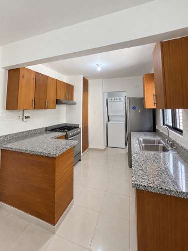 VENTA DE APARTAMENTO DE OPORTUNIDAD EN GURABO CON AMENIDADES