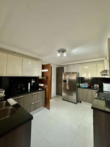 Alquilo apartamento completamente amueblado en Paraiso. - Imagen 4