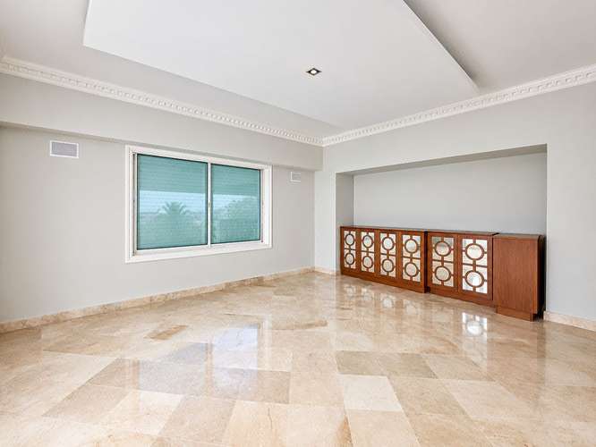 Apartamento en Alquiler con Línea Blanca Bello apartamento de 360M2 - Imagen 4