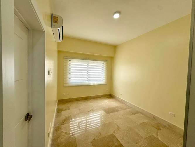 ALQUILO APARTAMENTO EN TORRE MODERNO (EA) - Imagen 4