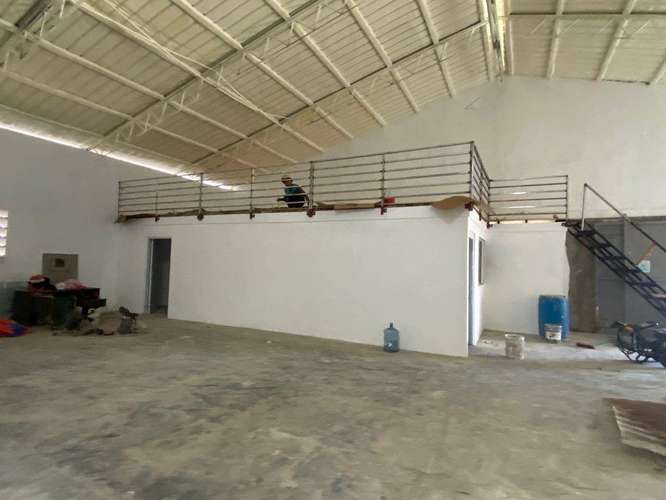 Naves Industriales con Oficinas en Alquiler | Avenida Independencia, Santo Domingo 