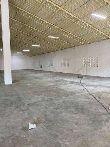 Naves Industriales con Oficinas en Alquiler | Avenida Independencia, Santo Domingo 