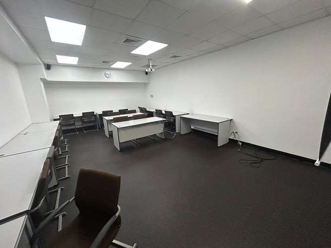 Edificio Comercial Independiente en Alquiler | 1,728 m² | Av. Tiradentes, Naco  - Imagen 9