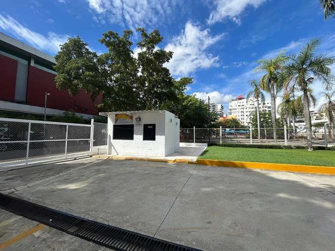 Edificio Comercial Independiente en Alquiler | 1,728 m² | Av. Tiradentes, Naco  - Imagen 15