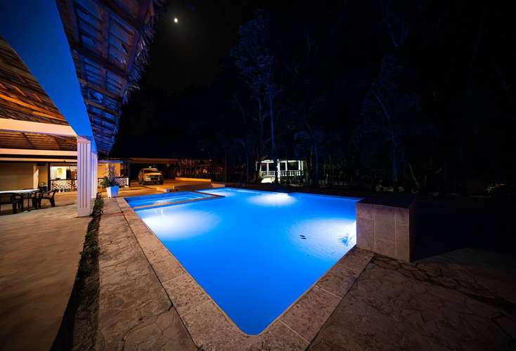 Villa en venta con 7 habitaciones y amplio terreno en Jarabacoa - Imagen 7