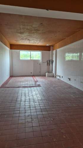  VENDO LOCAL EN ARROYO HONDO 1 NIVEL - Imagen 1