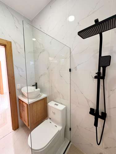 CASA EN VENTA CON PISCINA EN ZONA RESIDENCIAL - Imagen 3