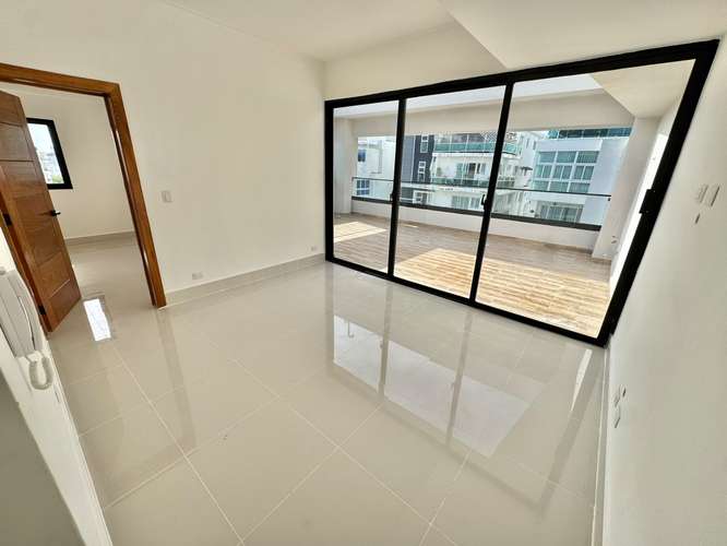 Penthouse Nuevo en Venta RENACIMIENTO USD 380,000.00  CARACTERÍSTICAS DEL PENTHOUSE:  - 204 m2 (135 m2 netos + 33 m2 de  - Imagen 10