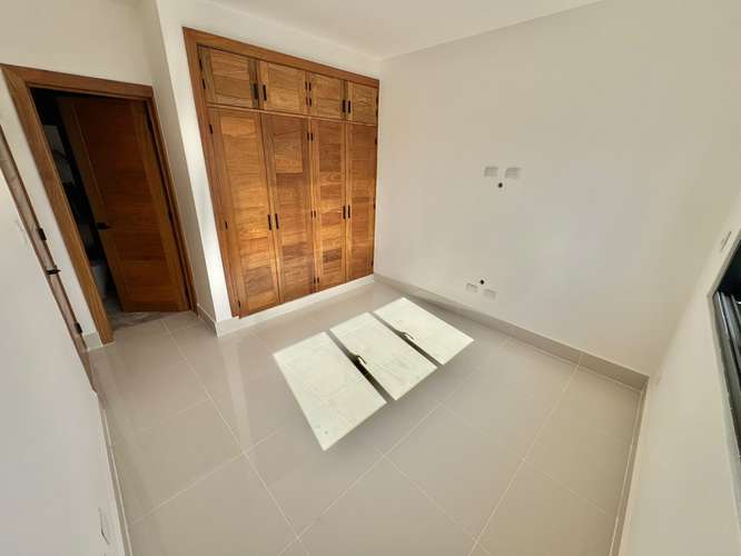 Penthouse Nuevo en Venta RENACIMIENTO USD 380,000.00  CARACTERÍSTICAS DEL PENTHOUSE:  - 204 m2 (135 m2 netos + 33 m2 de  - Imagen 5