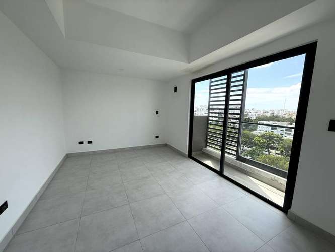 Apartamento en venta 1 habitación con línea blanca a pocos pasos de la W. Churchill. - Imagen 1