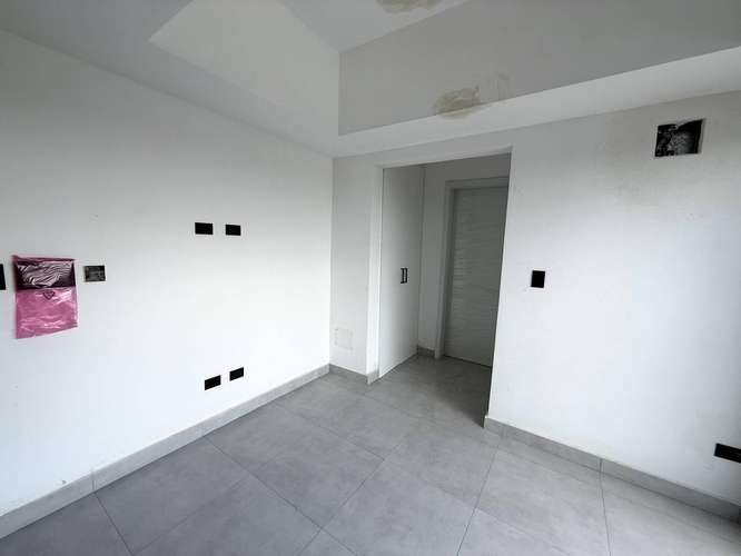 Apartamento en venta 1 habitación con línea blanca a pocos pasos de la W. Churchill. - Imagen 6