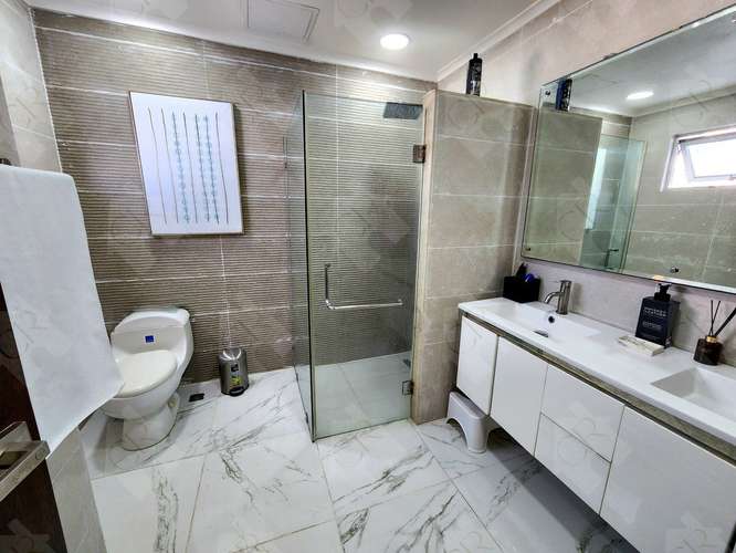 Apartamento en Serralles, 7mo piso, 3 habitaciones, 3.5 baños, 3 parqueos - Imagen 8