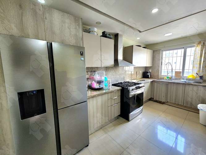Apartamento en Serralles, 7mo piso, 3 habitaciones, 3.5 baños, 3 parqueos - Imagen 5