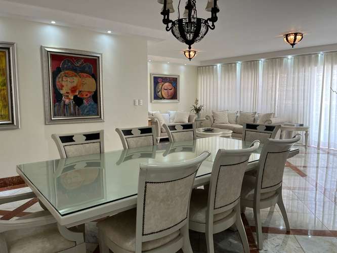 Apartamento en Alquiler en Piantini Amueblado de TRES Habitaciones - Imagen 3
