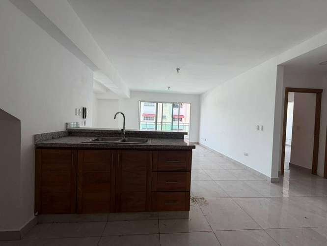 Apartamento en Venta con amplia terraza - Imagen 8