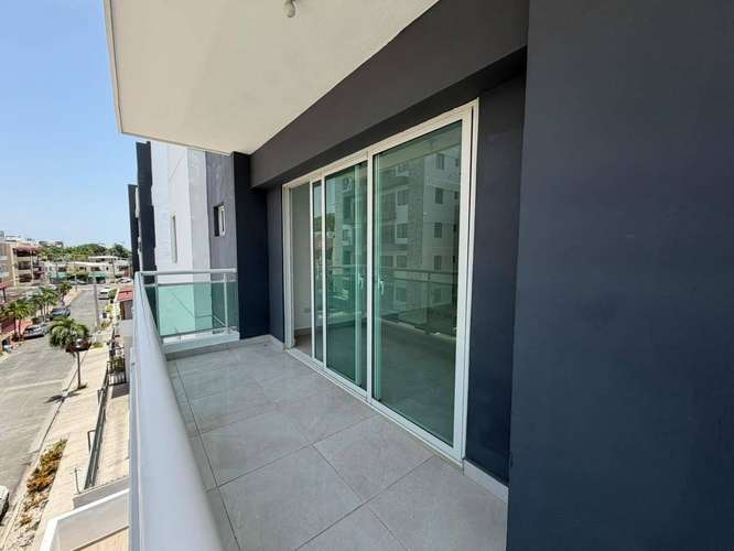 Apartamento en Venta con amplia terraza - Imagen 6