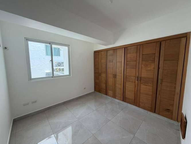Apartamento en Venta con amplia terraza - Imagen 4