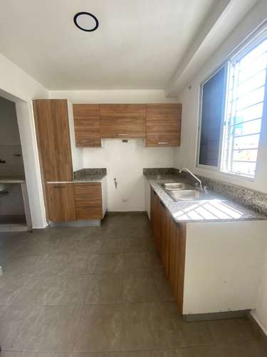 Apartamento en venta en Evaristo Morales, Santo Domingo - Imagen 4