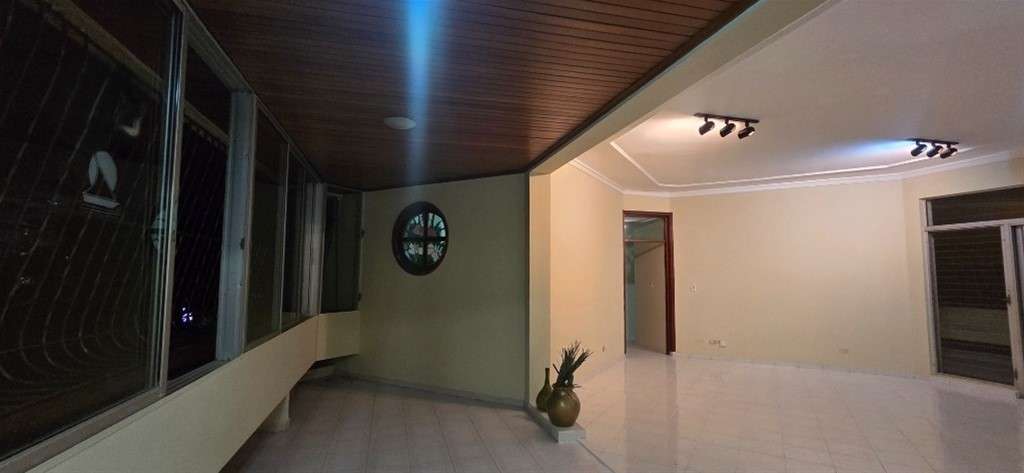 Excelente Apartamento, 3 Habitaciones, Bella Vista, Res. Jardines del Embajador - Imagen 4