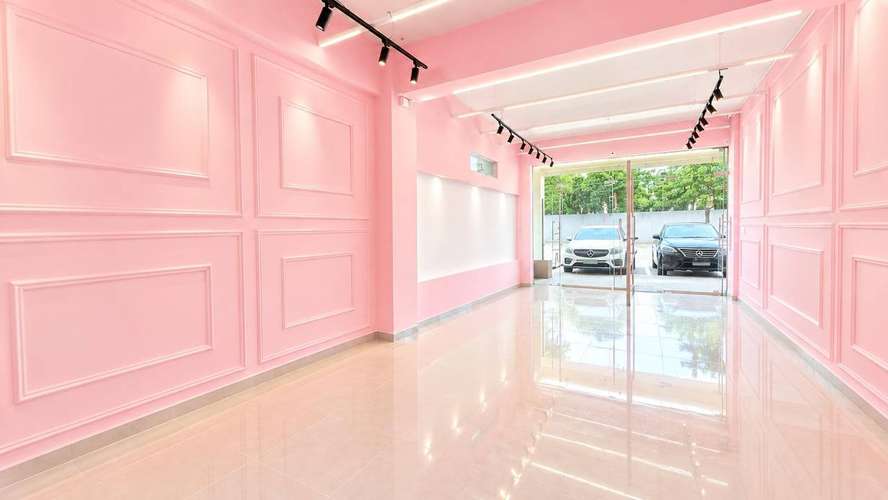 Local Comercial en Alquiler en Los Prados, Santo Domingo | 58 m² | 2 Parqueos