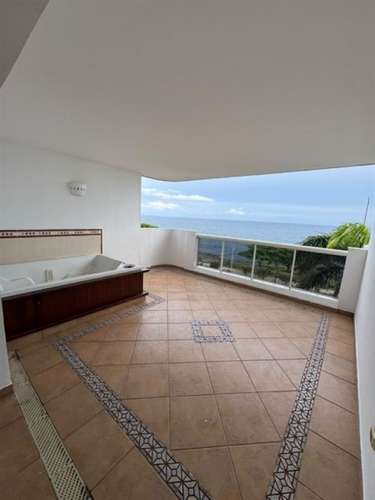 Apartamento con línea blanca frente al mar, 3 Habitaciones, 2 Piscinas, Malecón - Imagen 9