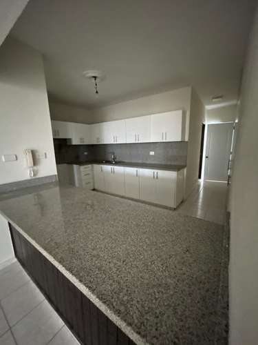 APARTAMENTO EN VENTA | PRIMER NIVEL CON PATIO PRIVADO | EL MILLÓN - Imagen 5