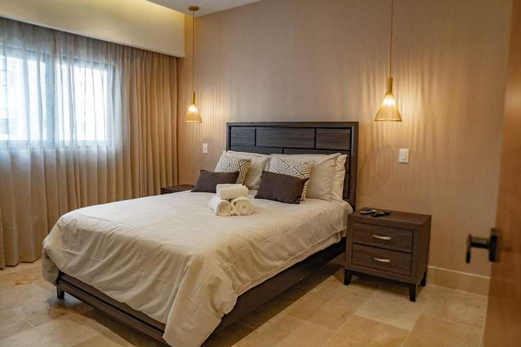 Hermoso Apartamento Amueblado en Serrallés, 1 Habitación, Balcón, Piscina, Gym, Sauna - Imagen 2