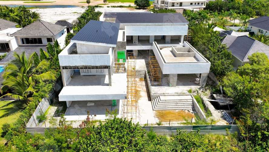 Villa de 10 habitaciones en Cap Cana frente al campo de golf - Imagen 5