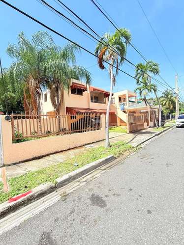 A la venta Casa amplia en Tropical - Imagen 2