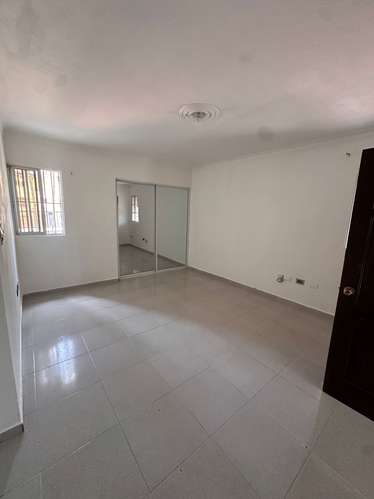 Aparta estudio en alquiler – ¡TODO INCLUIDO!