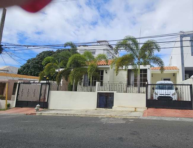 Disponible hermosa casa en Buenos Aires del Mirador - Imagen 5