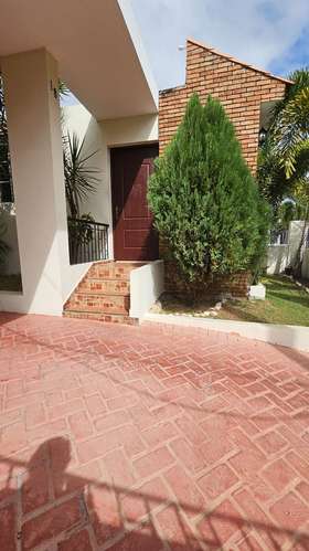Disponible hermosa casa en Buenos Aires del Mirador - Imagen 2