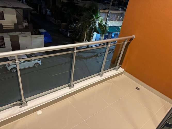 Apartamento en 3er nivel amueblado