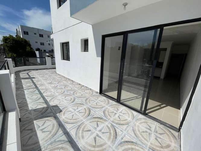 Segunda con terraza para estrenar