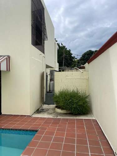 Se vende Casa en Costa verde - Imagen 2