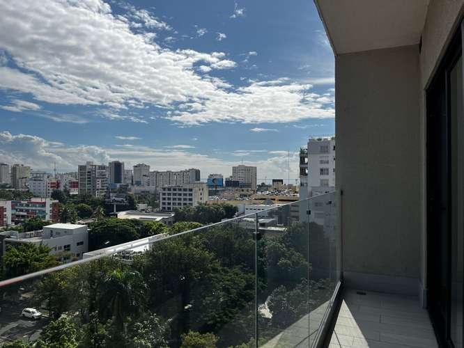 Apartamento en VENTA en Piantini de UNA Habitación con Linea Blanca - Imagen 8