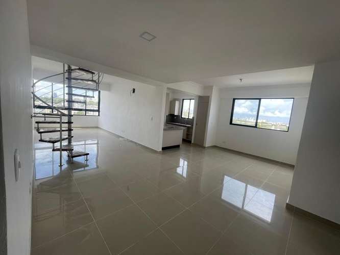 A estrenar Penthouse en Urb. Tropical - Imagen 2