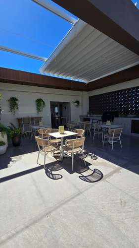 Renta / Alquiler Apartamento Amueblado, sector de Evaristo Morales, Santo Domingo. - Imagen 10