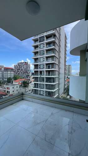 Amplio apartamento en venta en Piantini