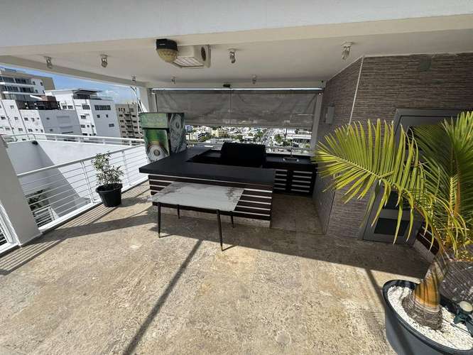 Excelente Penthouse Amueblado en Paraiso - Imagen 2