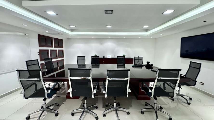 Edificio corporativo / local comercial en venta en El Vergel 