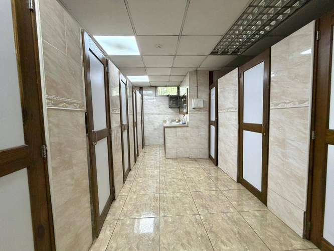 Edificio corporativo / local comercial en venta en El Vergel 