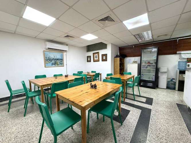 Edificio corporativo / local comercial en venta en El Vergel 