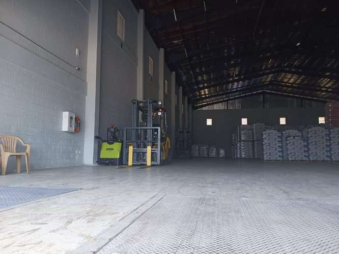Nave en Alquiler Autopista Circunvalación - Imagen 2