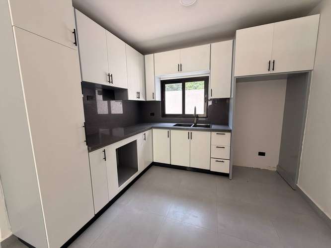 Apartamentos con Piscina en Residencial Cerrado Cerca de Playa Punta Popy, Las Terrenas, Samaná