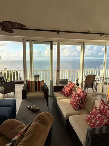 Condominio Amueblado con Acceso Directo a la Playa y Vista a la Bahía, Los Naranjos, Samaná
