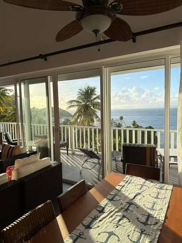Condominio Amueblado con Acceso Directo a la Playa y Vista a la Bahía, Los Naranjos, Samaná
